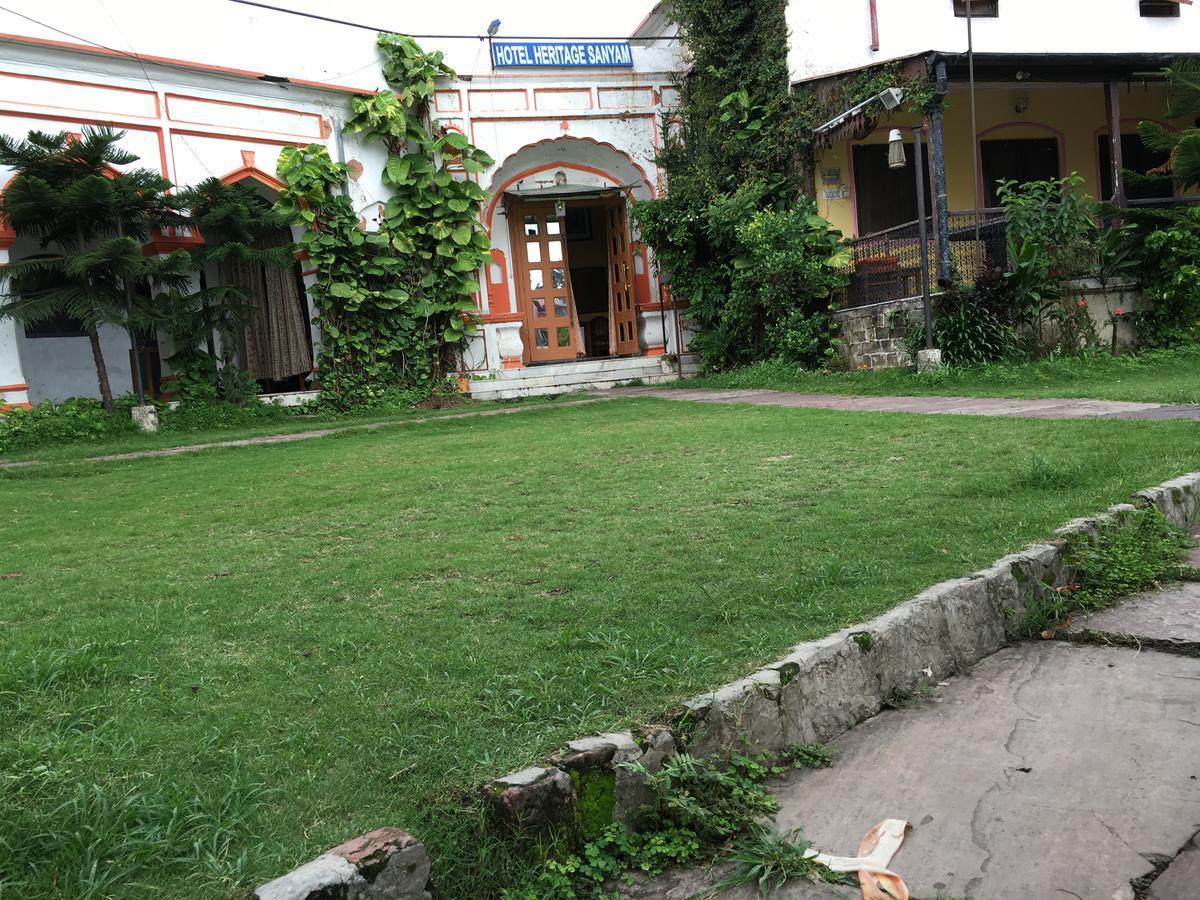 Hotel Heritage Sanyam Nāhan Exterior foto