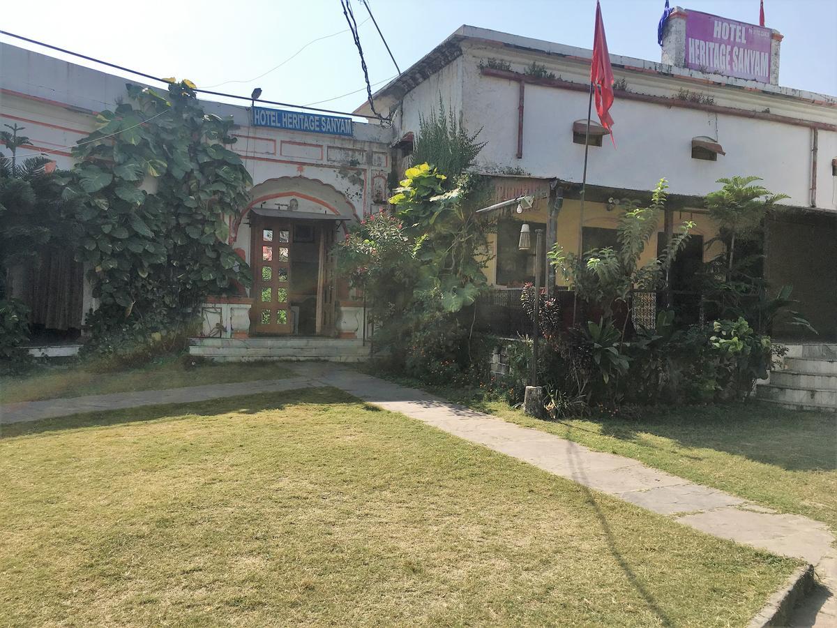 Hotel Heritage Sanyam Nāhan Exterior foto